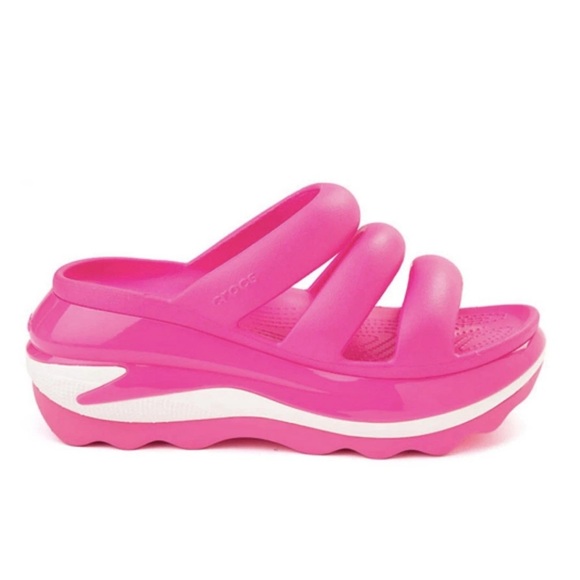 CROCS Shoes - CROCS NWT Mega Crush triple strap Pink Crush platform sandals women’s 10